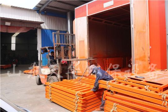 點擊查看詳細信息<br>標題：備貨現場 閱讀次數：1650